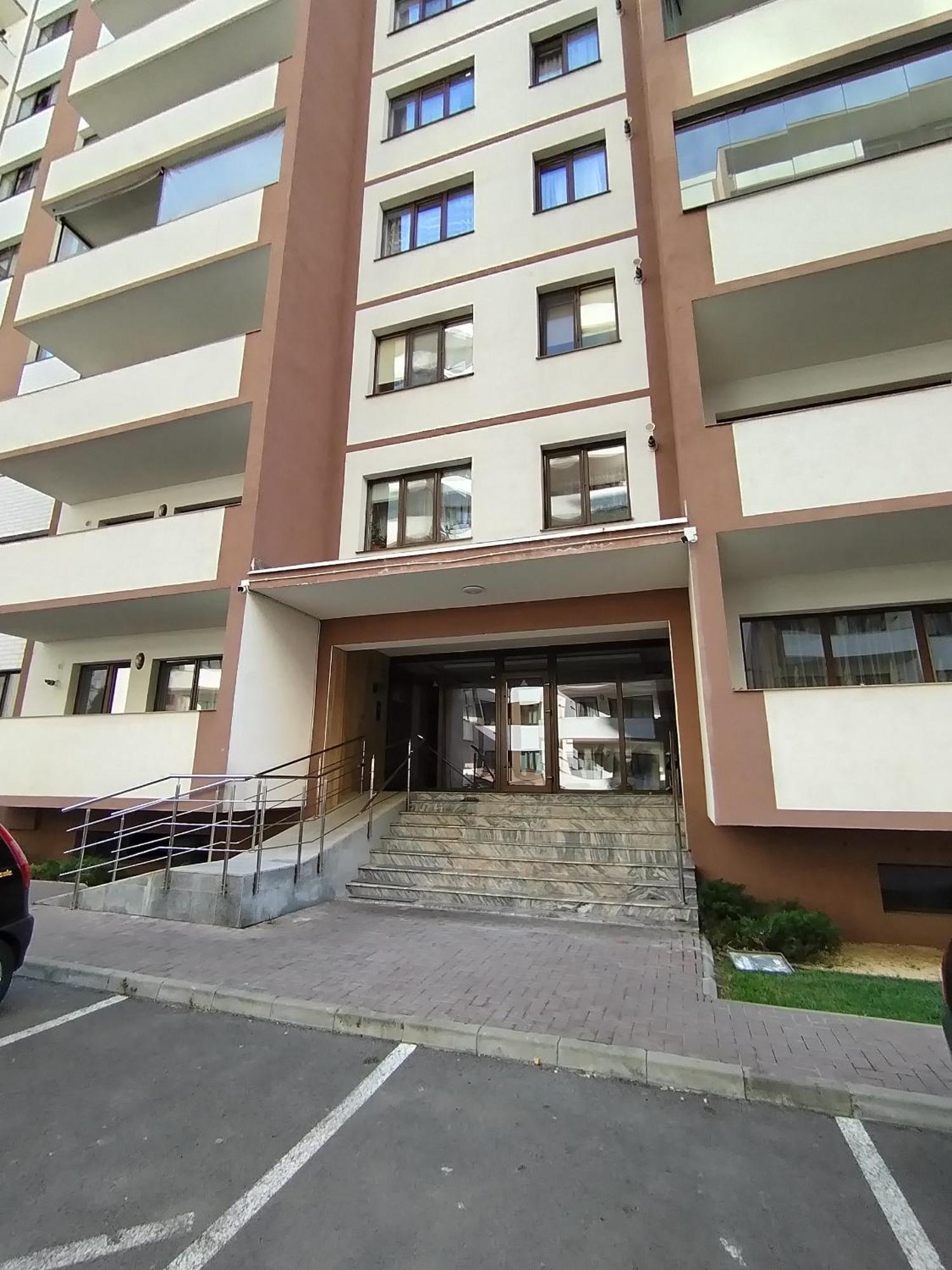 Apartament Luxury Coresi Area